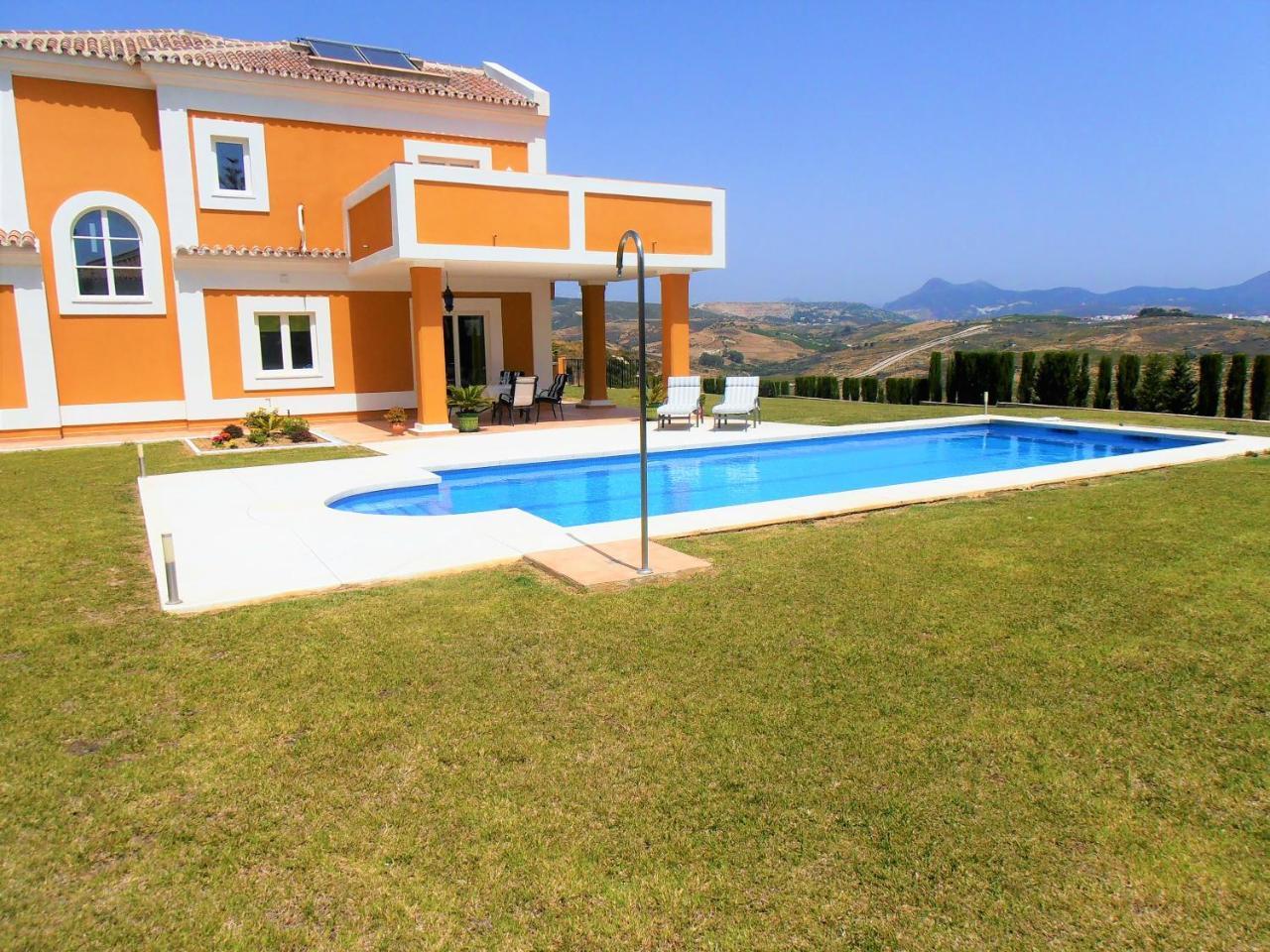 Villa Princesa Kristina Castillo de Sabinillas Exterior photo